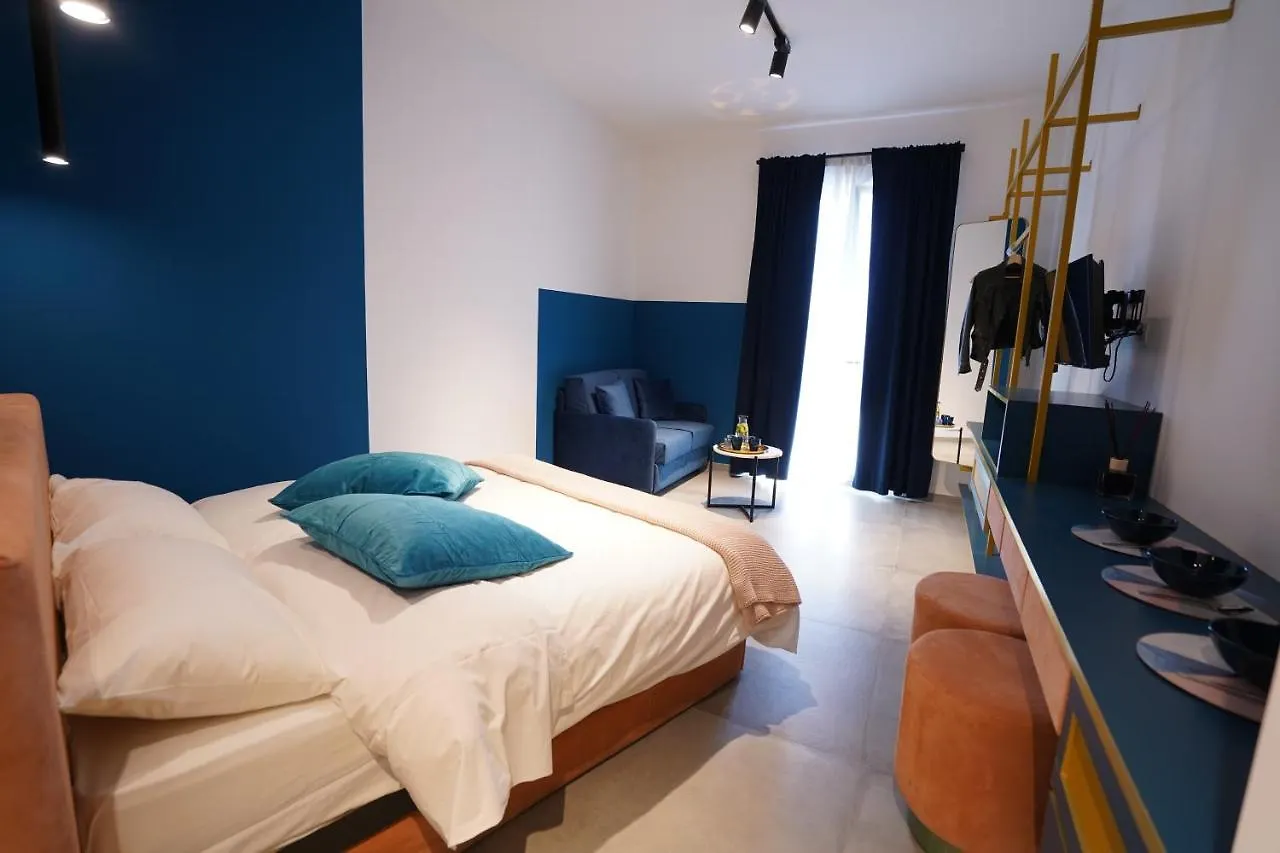 *** Bed & Breakfast Bed and Breakfast Nacu 90 Napoli Italia